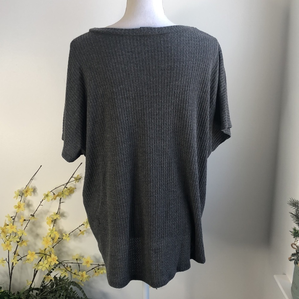 Torrid gray waffle knit sweater tee shirt - Picture 5 of 8
